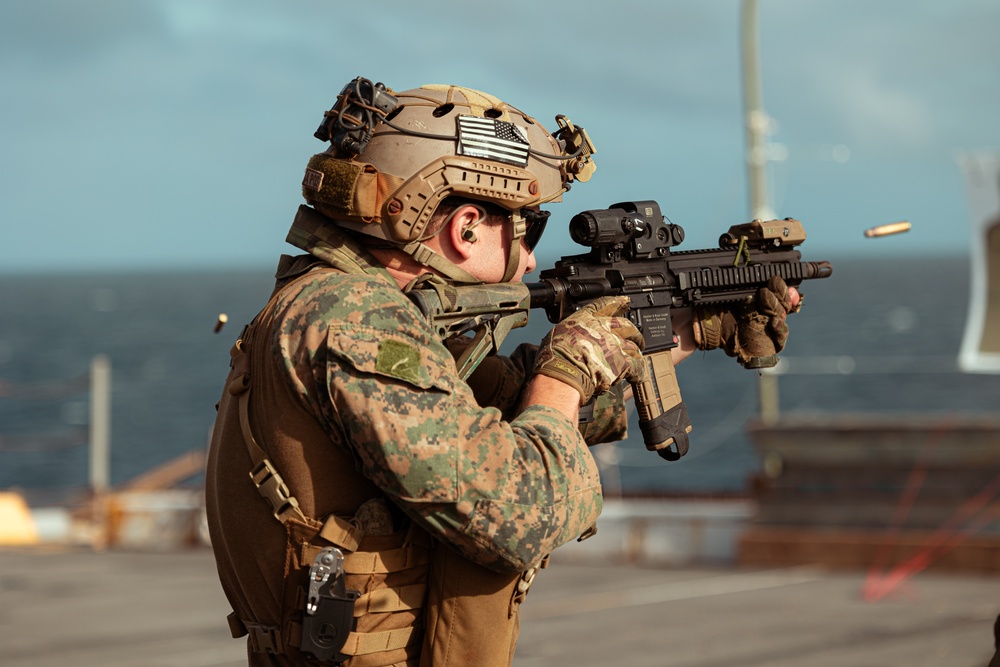 DVIDS - Images - G. Co Conducts Deck Shoot Aboard the USS Green Bay ...