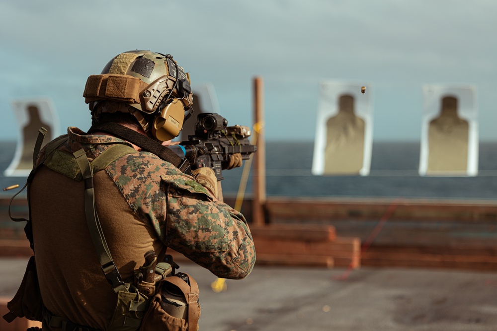 G. Co Conducts Deck Shoot Aboard the USS Green Bay