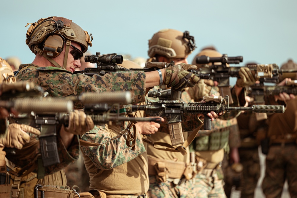 G. Co Conducts Deck Shoot Aboard the USS Green Bay