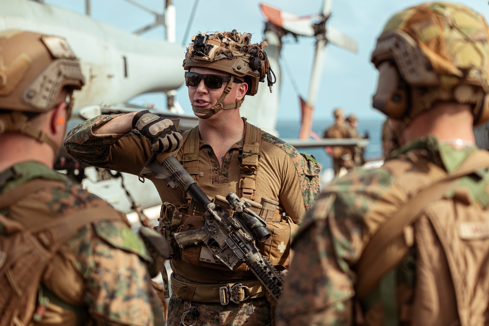 G. Co Conducts Deck Shoot Aboard the USS Green Bay