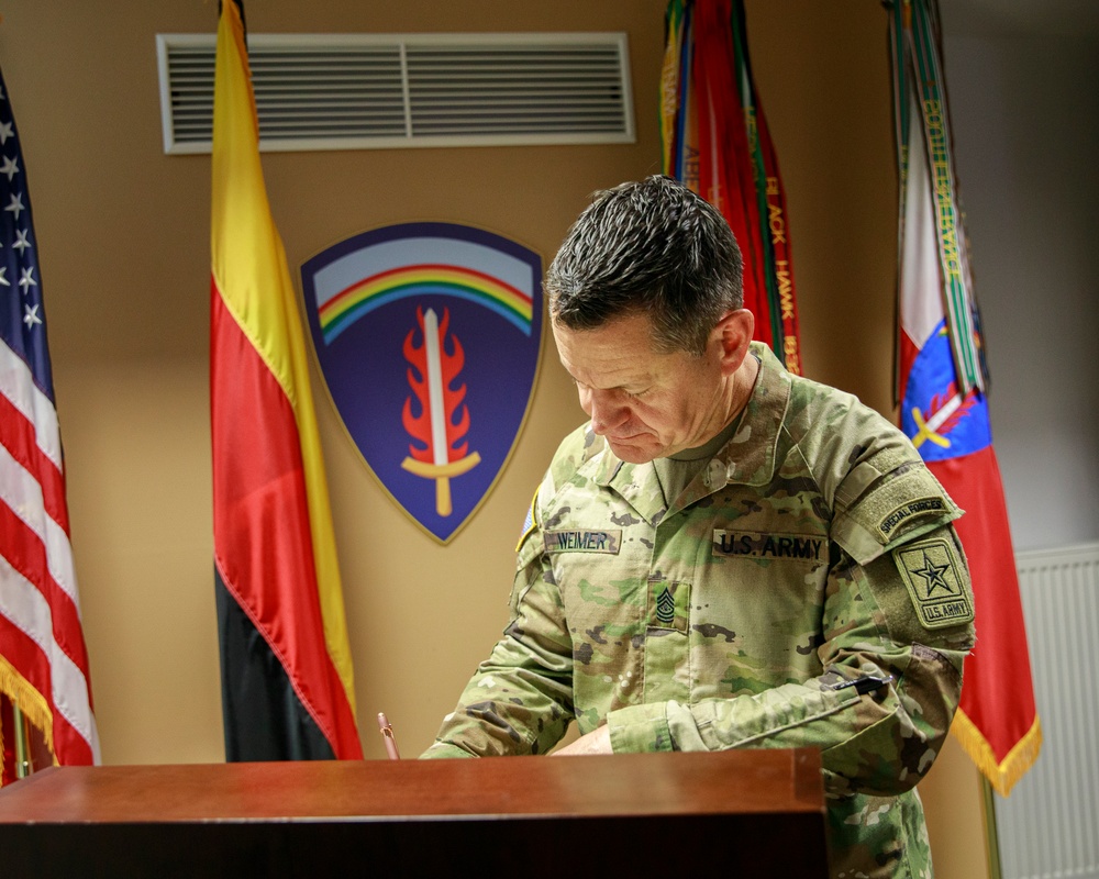 Army Senior leaders visit USAREUR-AF headquarters