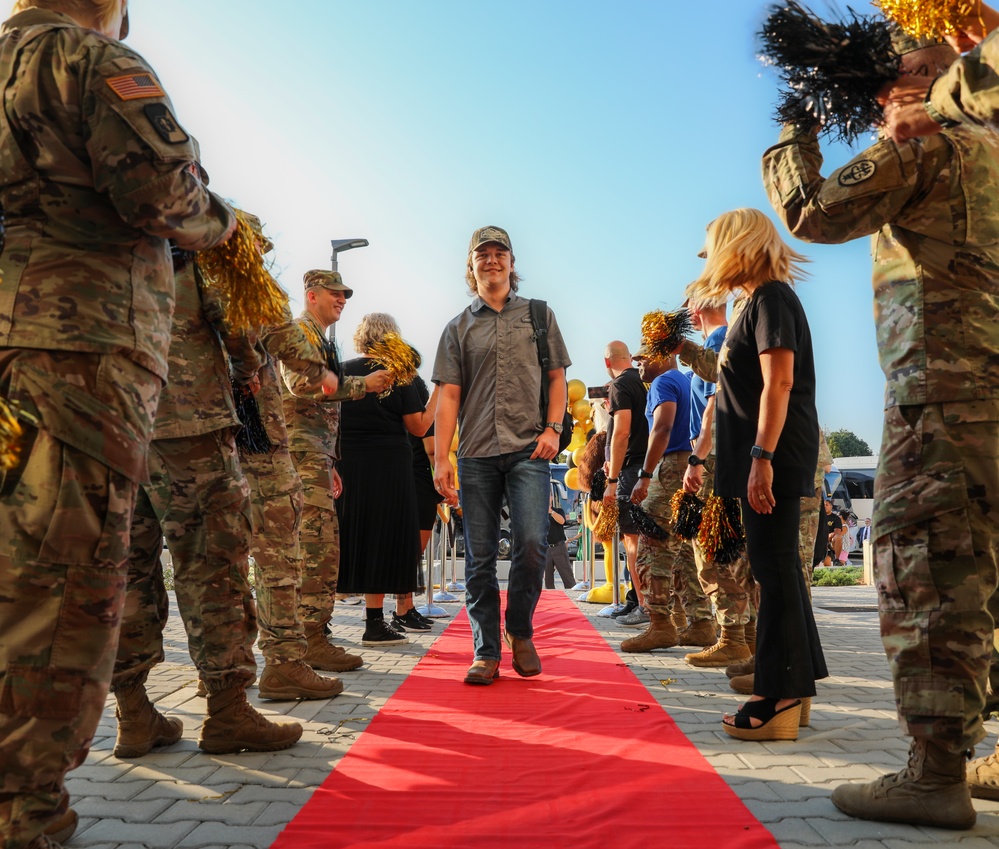 Red carpet return to new Vicenza High School