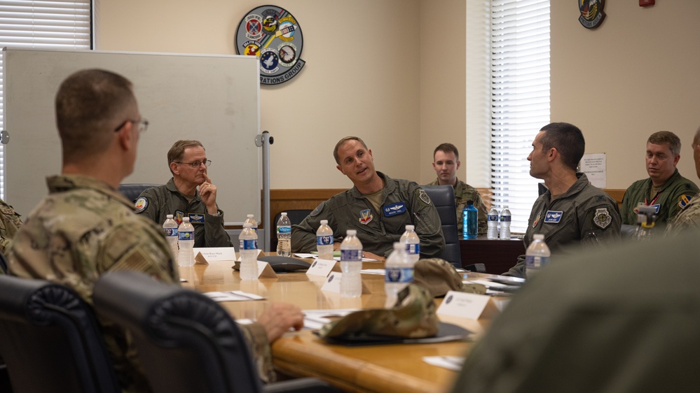 Lt. Gen. Russ L. Mack visits the 4th Fighter Wing