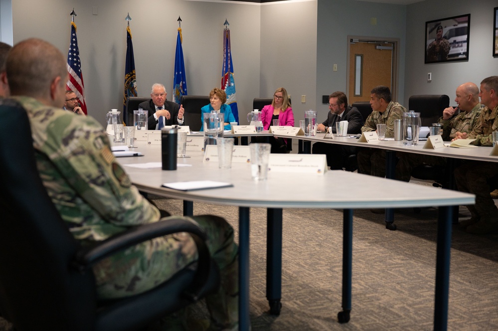 Dvids - Images - Secaf Kendall Visits Pease Air National Guard Base 