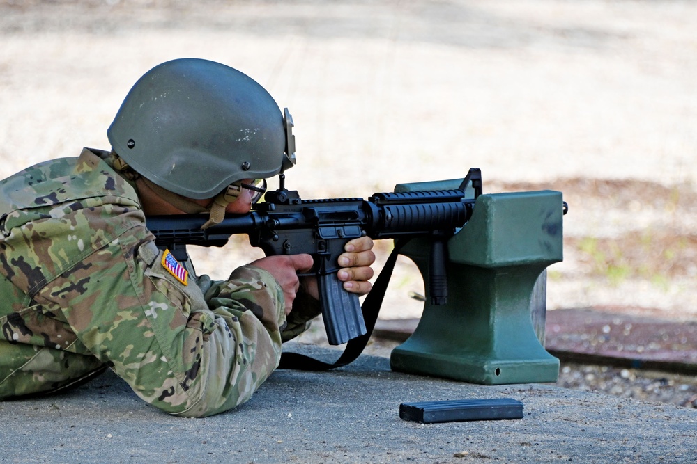 FORT DIX-Range 31 237 MAINT CO M-4 rifle zeroing. 25th August 2023