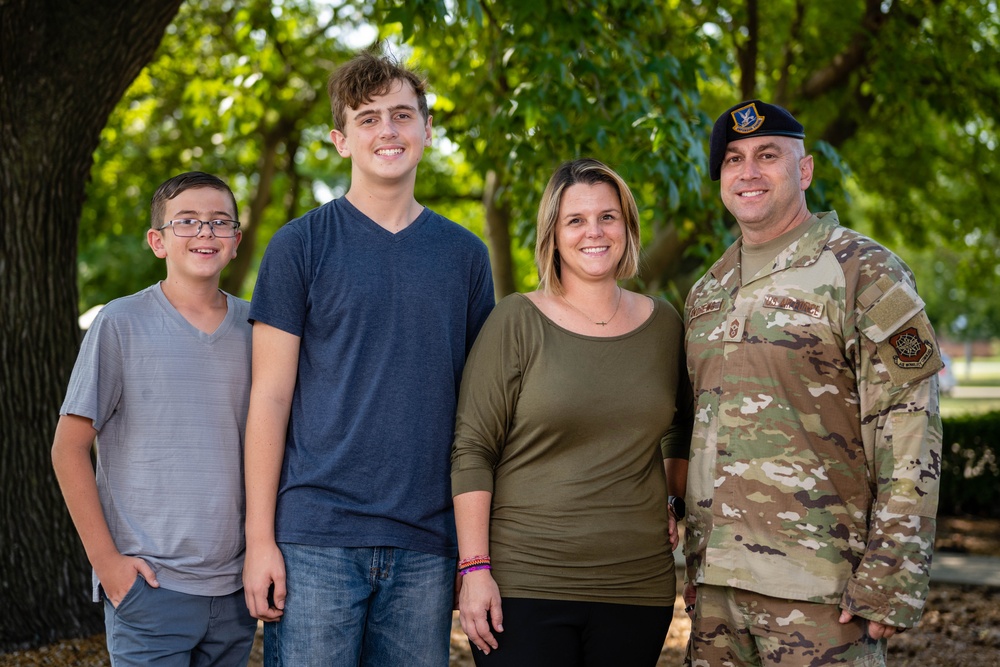 Scott AFB welcomes Andrews family