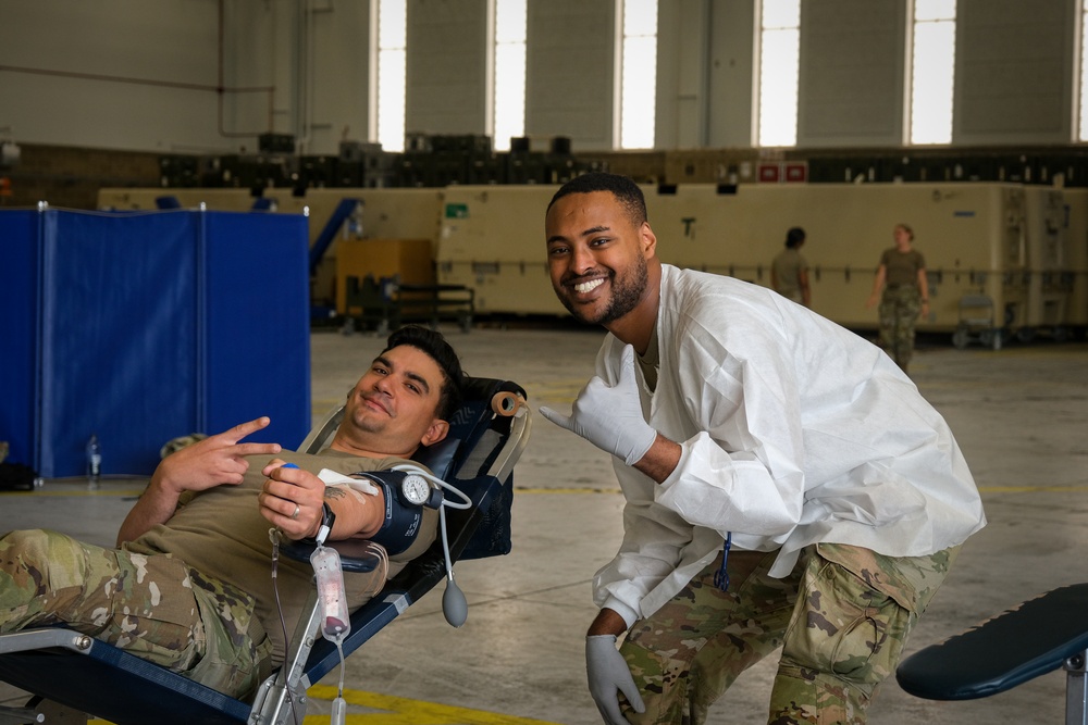 11th Airborne Division Soldiers Support Fort Wainwright Blood Drive