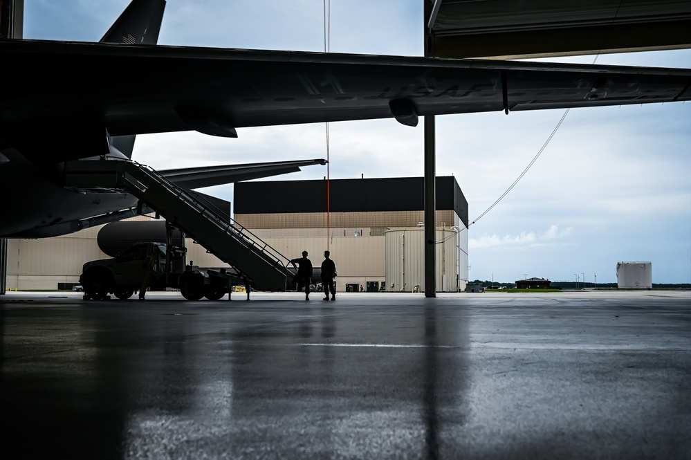 The 305th AMW says 'Can Do' to Pegasus Hangar MILCON