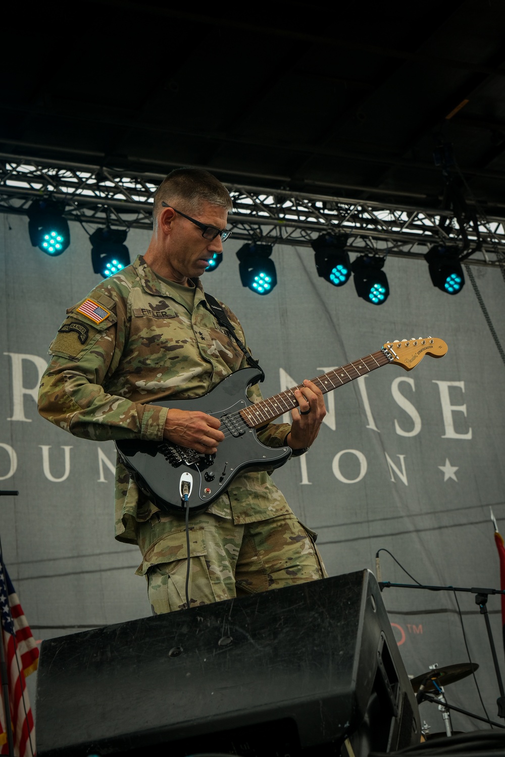 Country Singer Craig Morgan Performs at Fort Wainwright