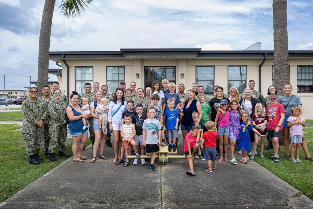 Navy Band Southeast hosts Clinic for the Explore 904 Homeschool Group