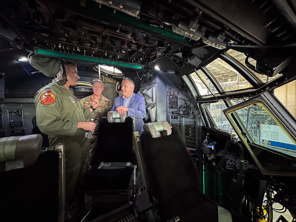 Rep. Eric Sorensen visits the 182nd