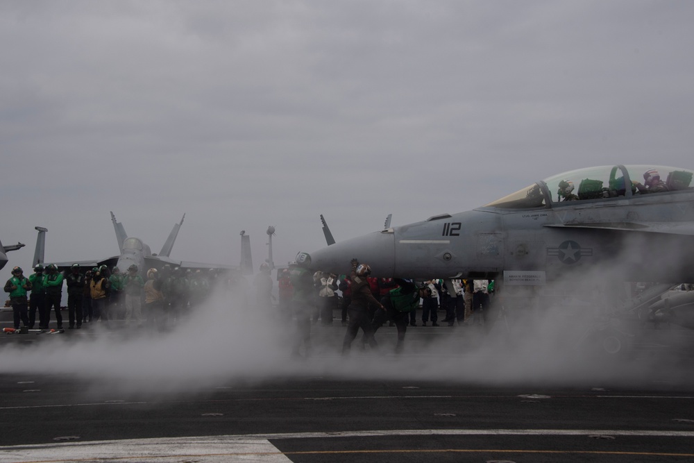 USS Carl Vinson (CVN 70) Conducts Flight Operations