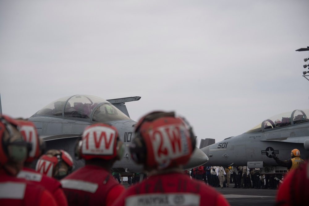 USS Carl Vinson (CVN 70) Conducts Flight Operations