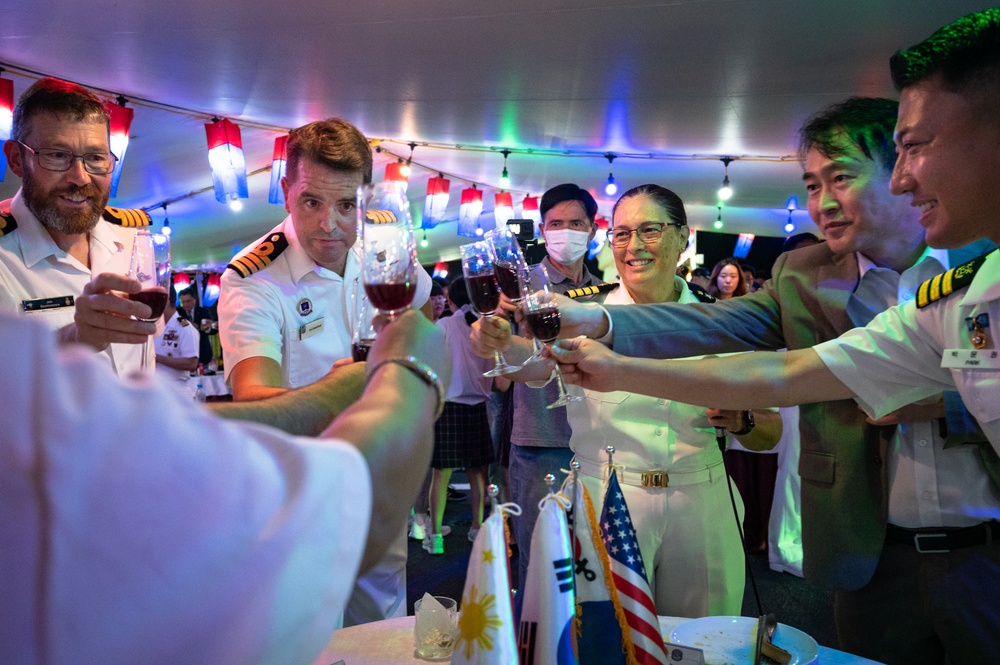 Pacific Partnership 2023: ROK Cheon Ja Bong (LST-687) Hosts Reception in the Philippines