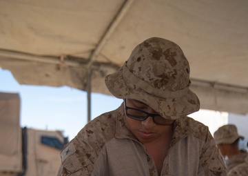 CLB-15, BLT 1/5 Supply Hot Meals During RUT