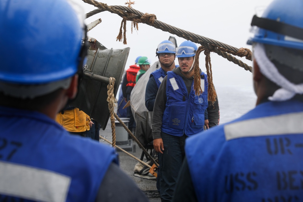 USS Benfold Participates in Noble Chinook