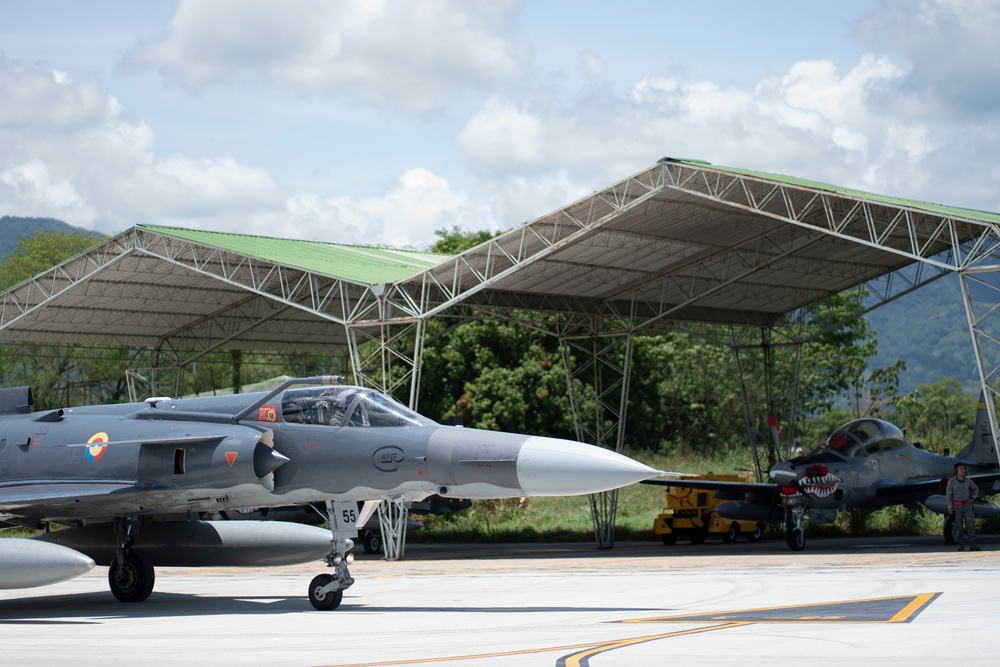 F-15’s first Relámpago flight