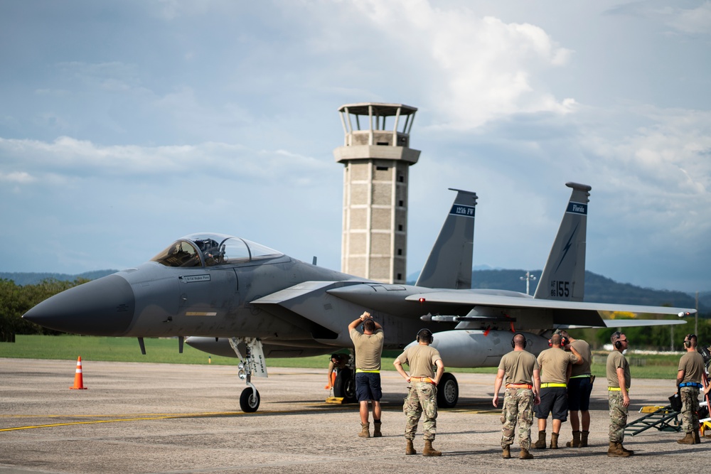 F-15’s first Relámpago flight