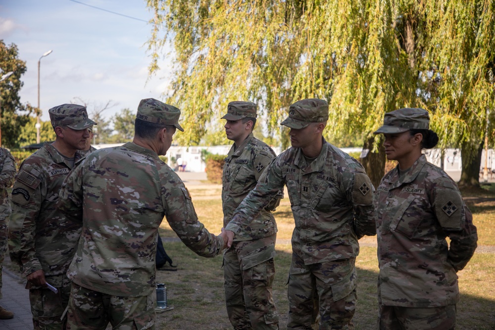 Sergeant Major of the Army visits the forward operating site in Poland