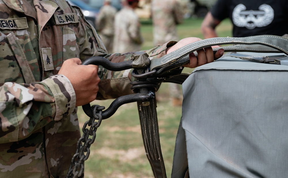 Andersen AFB hosts Air Assault Tryout