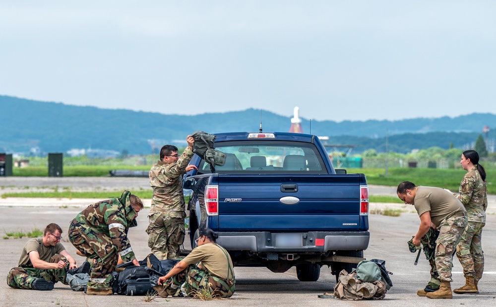 U.S., ROK combine for CBRN, EOD training