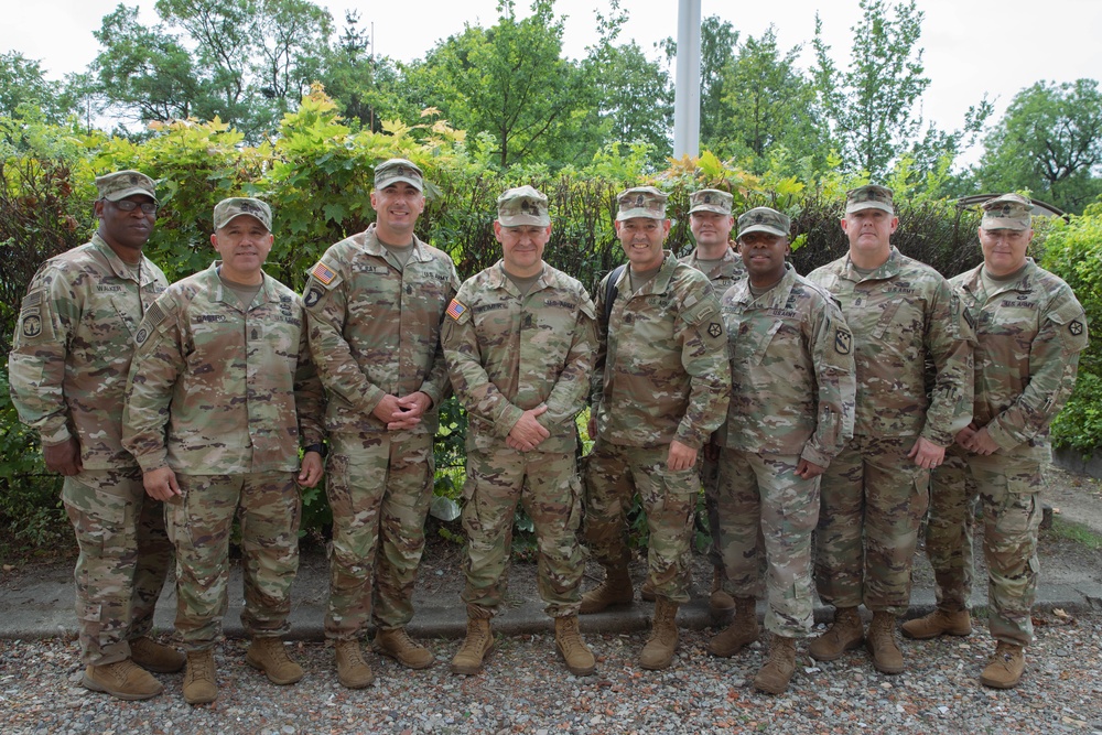 New Army leaders visit Poland