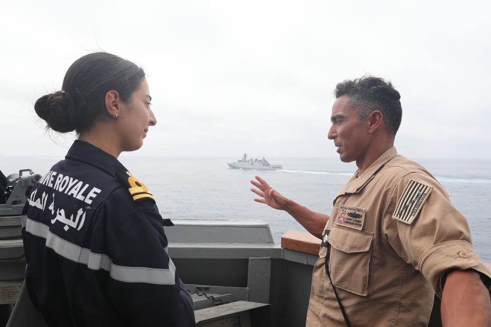 USS Paul Ignatius Atlas Handshake