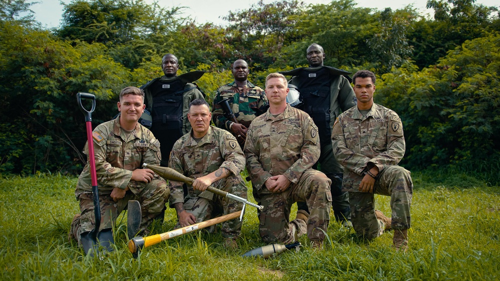 Senegal EOD Soldiers Complete First Intermediate IEDD Course