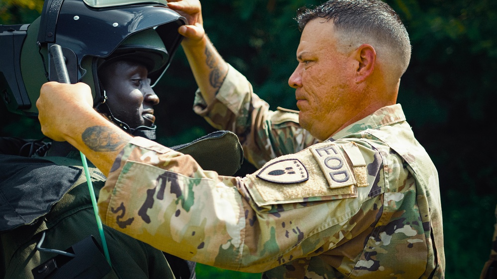 Senegal EOD Soldiers Complete First UN Intermediate IEDD Course