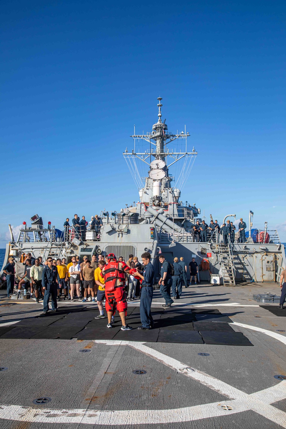 USS Benfold Conducts Routine Operations