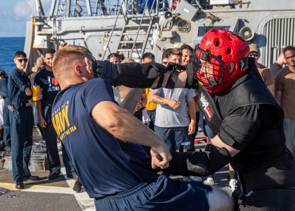 USS Benfold Conducts Routine Operations