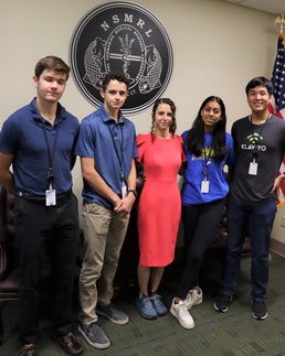 NSMRL Hosts Summer 2023 High School and College Interns