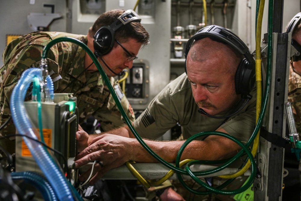 445th AW, 911th AW medical teams participate in Steel Buckeye