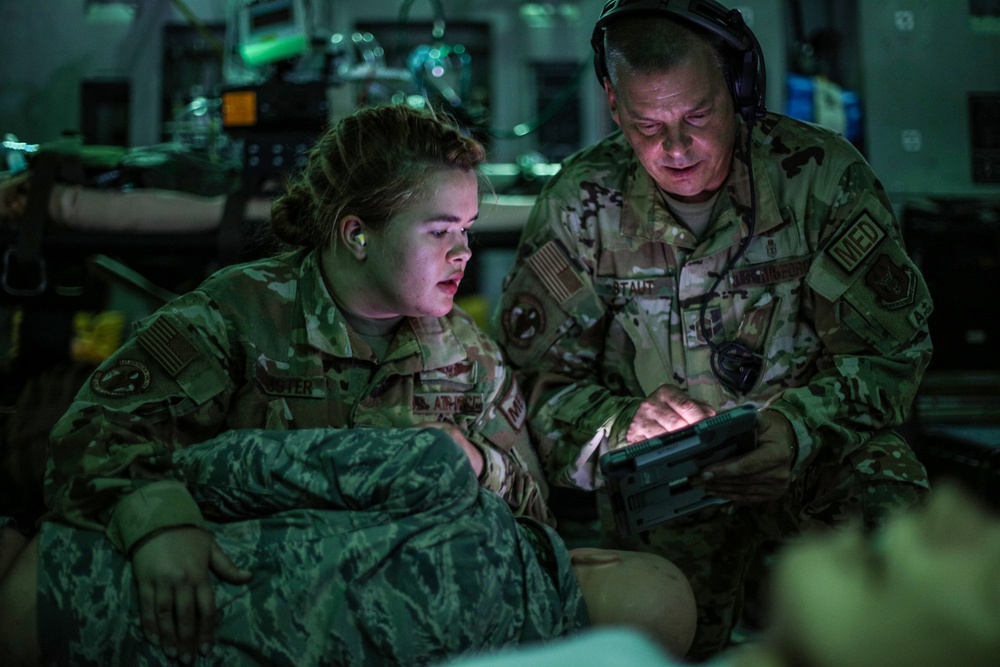 445th AW, 911th AW medical teams participate in Steel Buckeye