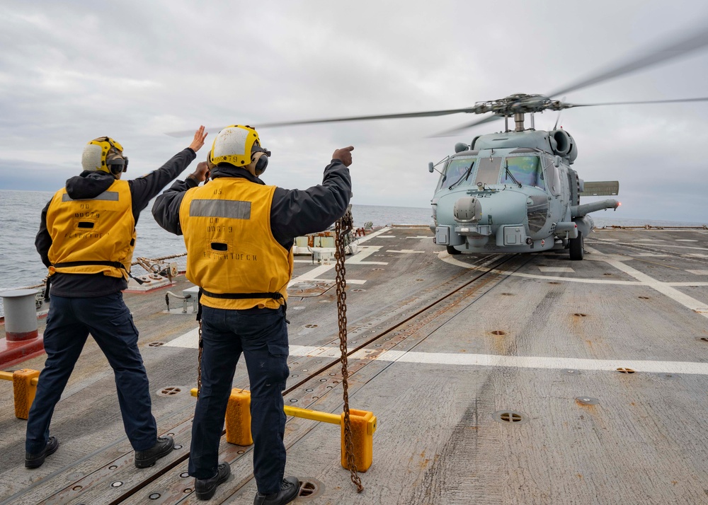 USS Oscar Austin participates in OP NANOOK