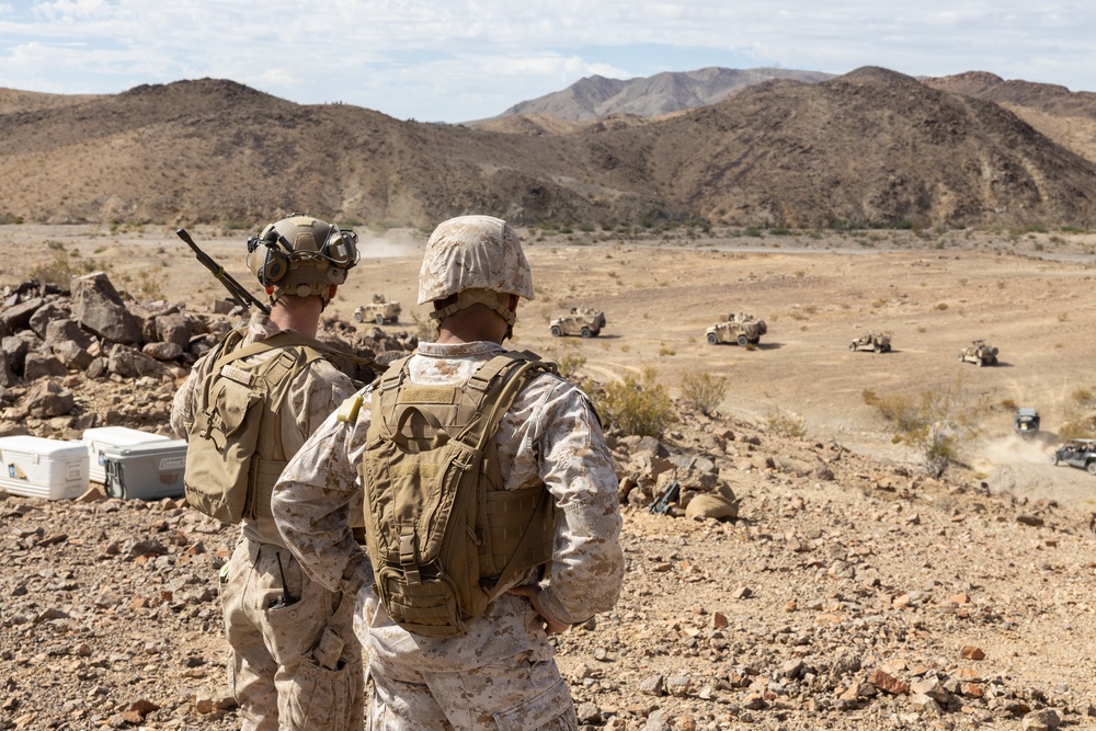 2nd Marine Division Commanding General visits 2/8 Marines during live-fire exercise