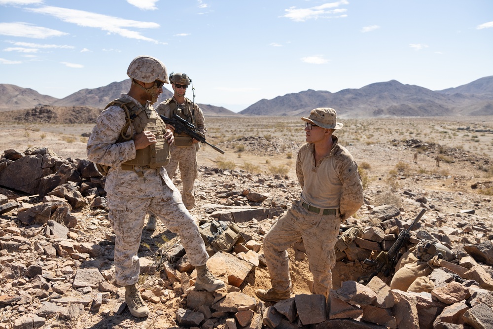 2nd Marine Division Commanding General visits 2/8 Marines during live-fire exercise