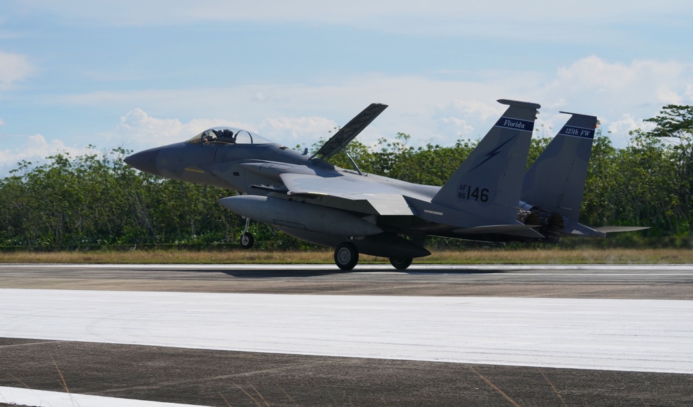 ADLA/ Relámpago 2023: F-15s Arrival