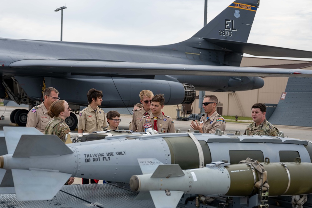 Scouts Visit Ellsworth Air Force Base