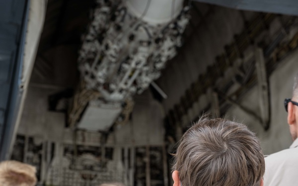 Scouts Visit Ellsworth Air Force Base