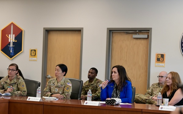 Chief of Space Operations spouse, Mrs. Jennifer Saltzman visits Los Angeles Air Force Base