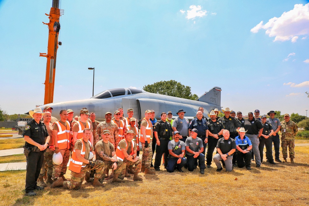 NAS JRB Fort Worth and City of White Settlement Collaborate to Relocate F-4E Phantom II to Veterans Park