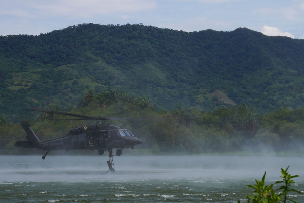ADLA/ Relámpago 2023: Water Rescue Training