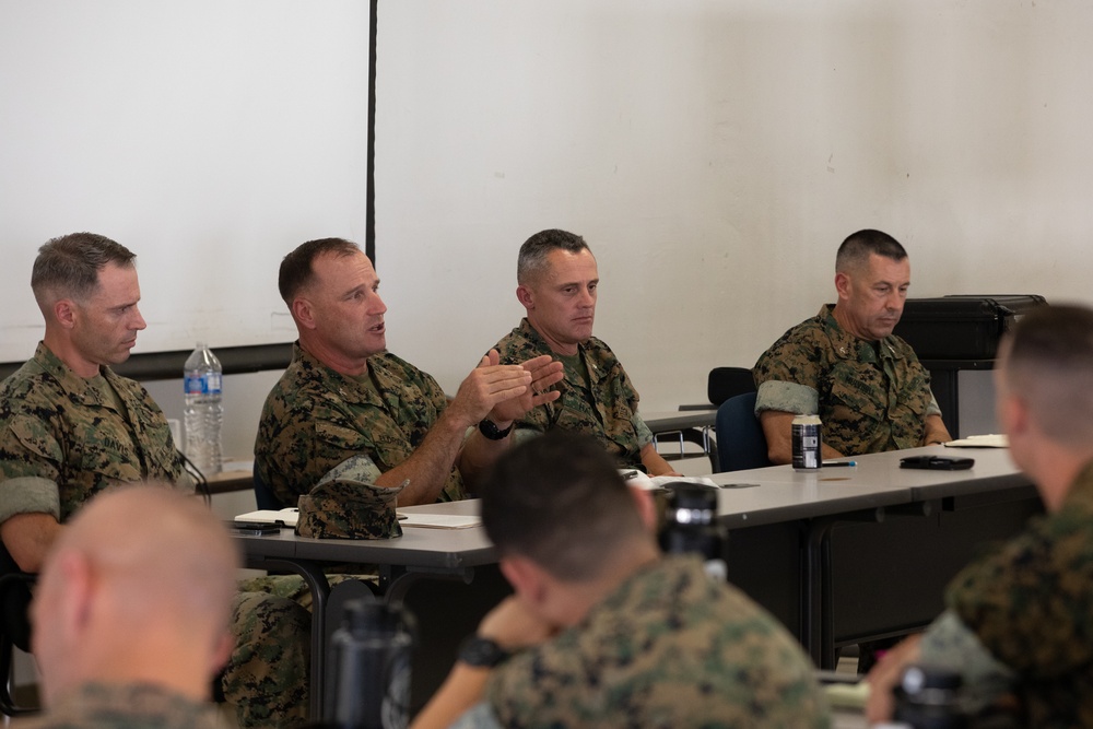 DVIDS - Images - 1st MARDIV commanders lead panel during company ...