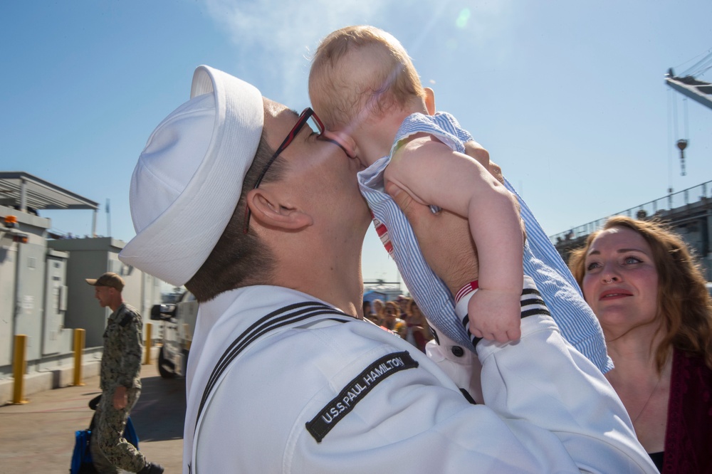 USS Paul Hamilton Homecoming