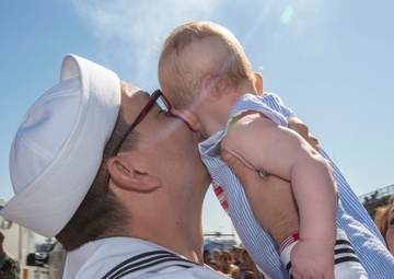 USS Paul Hamilton Homecoming