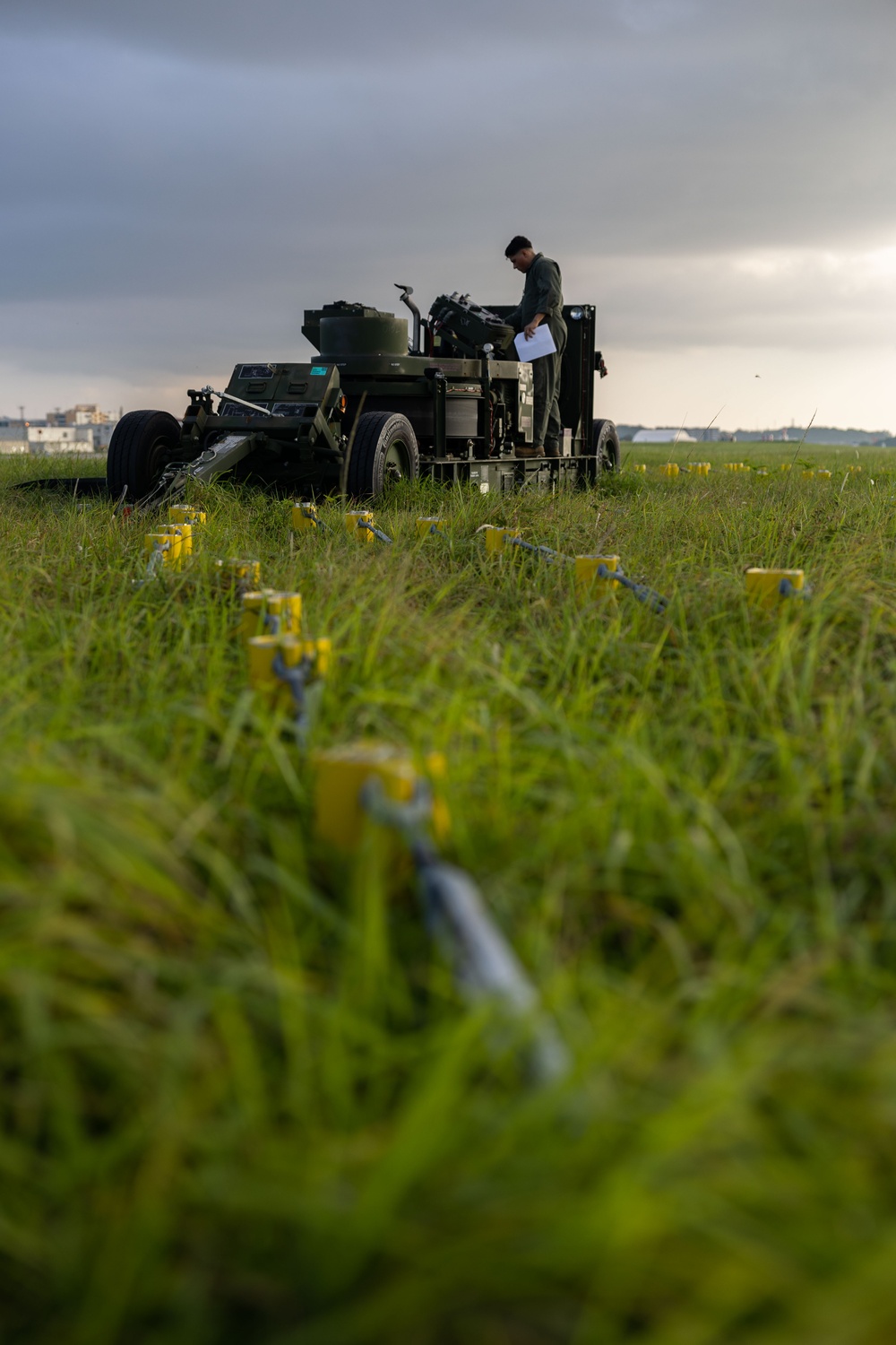 VMFA 121 Conducts Mock Emergency Arresting