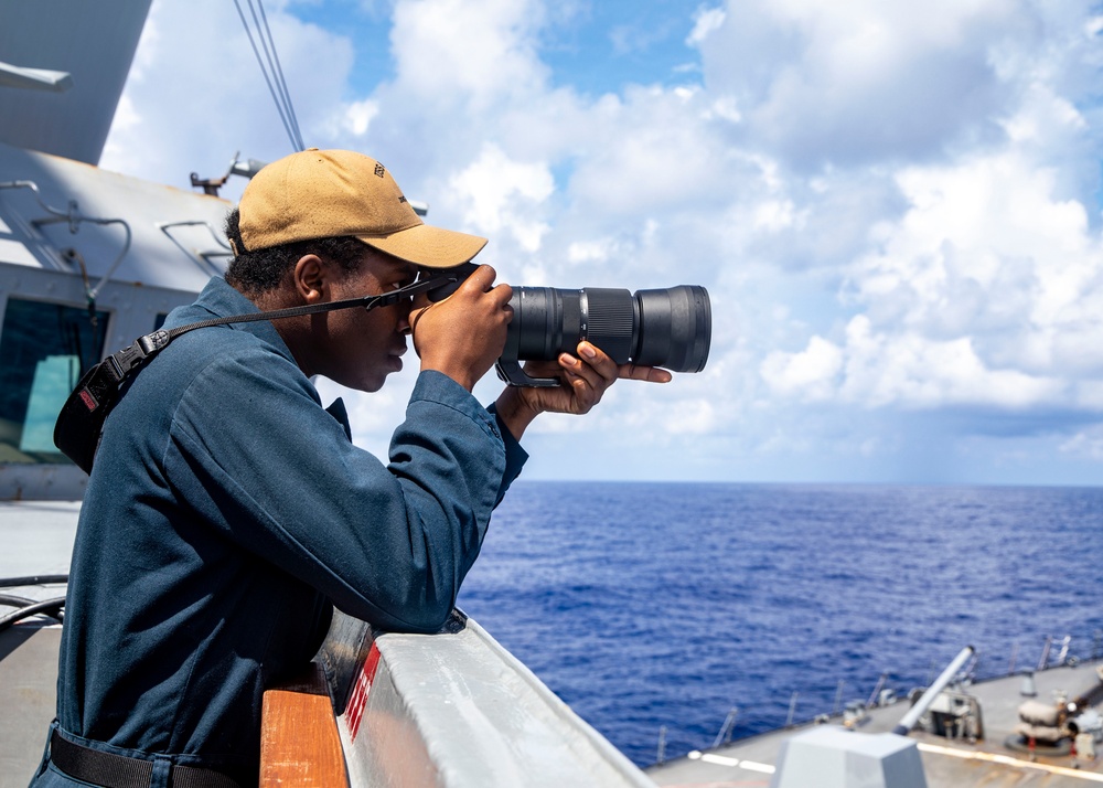Sailors Conduct Visual Information Training Aboard USS John Finn (DDG 113)