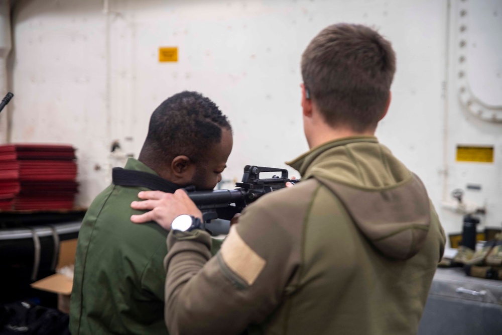 Naval Special Warfare Operators Conduct VBSS Training with USS John P. Murtha Crew