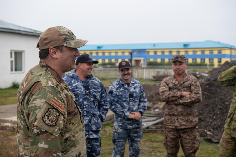 PAC-Angel 23-2 team presents plaque to local hospital